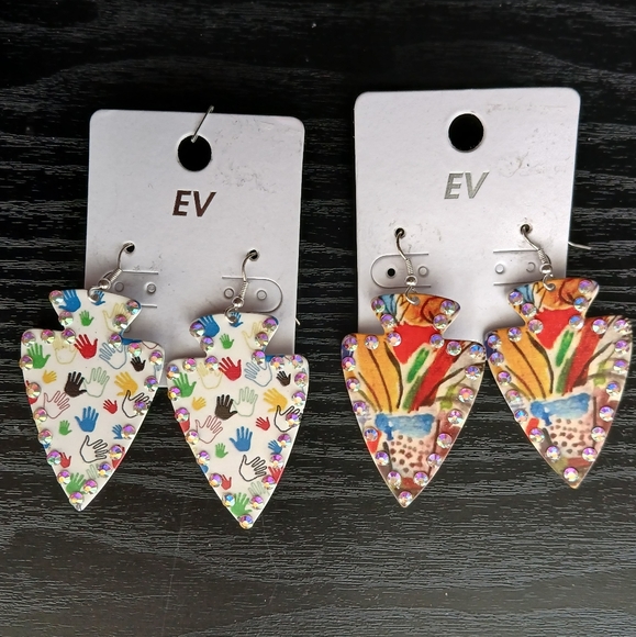 Jewelry - 💎 BUNDLE Women's Costume Jewelry Earrings Lot of Two